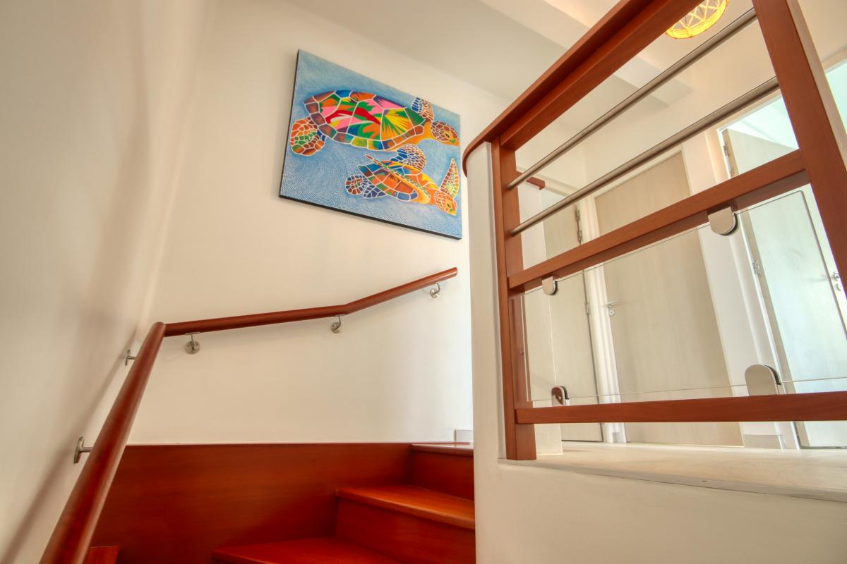 location villa 8 personnes le Diamant Martinique escalier
